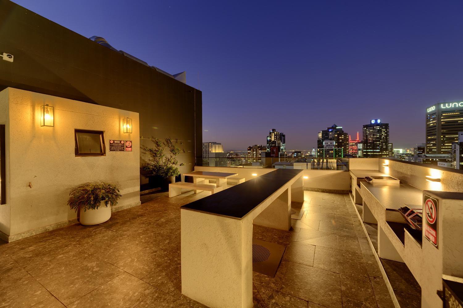 Urban Comfort At 1 Bed In City Centre With Pool Kapské Město Exteriér fotografie